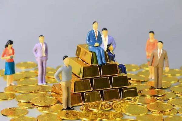 堆焊機(jī).jpg 堆焊機(jī).jpg